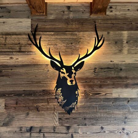 Cerf mural lumineux chalet