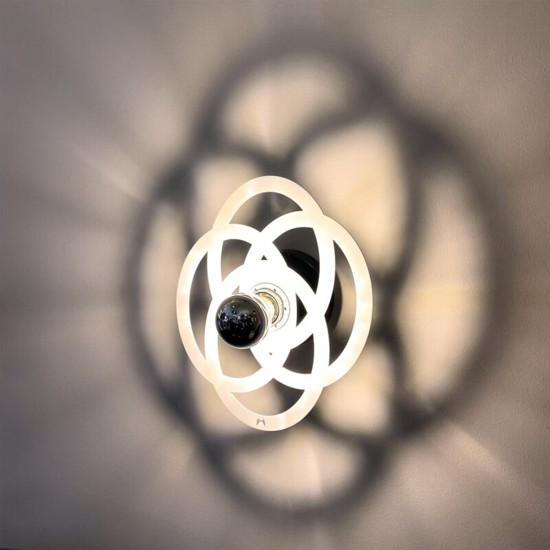 Applique Murale Design Ellipse : Élégance et Douceur Made in France