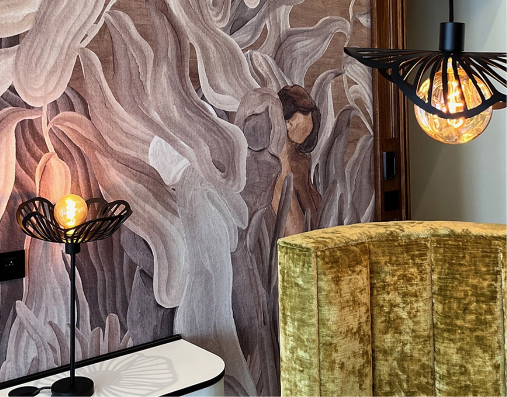 Suspensions Kapucines sur mesure pour une suite d’exception